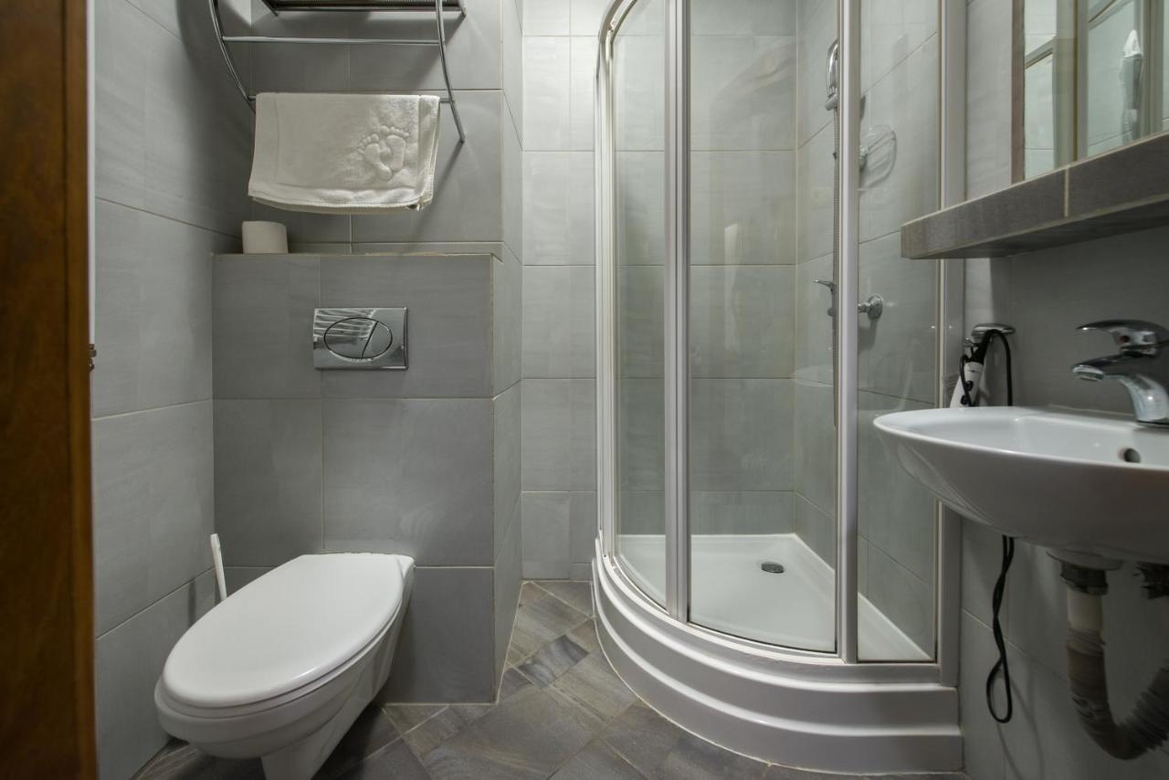Hotel Zalesie Бохня Екстер'єр фото