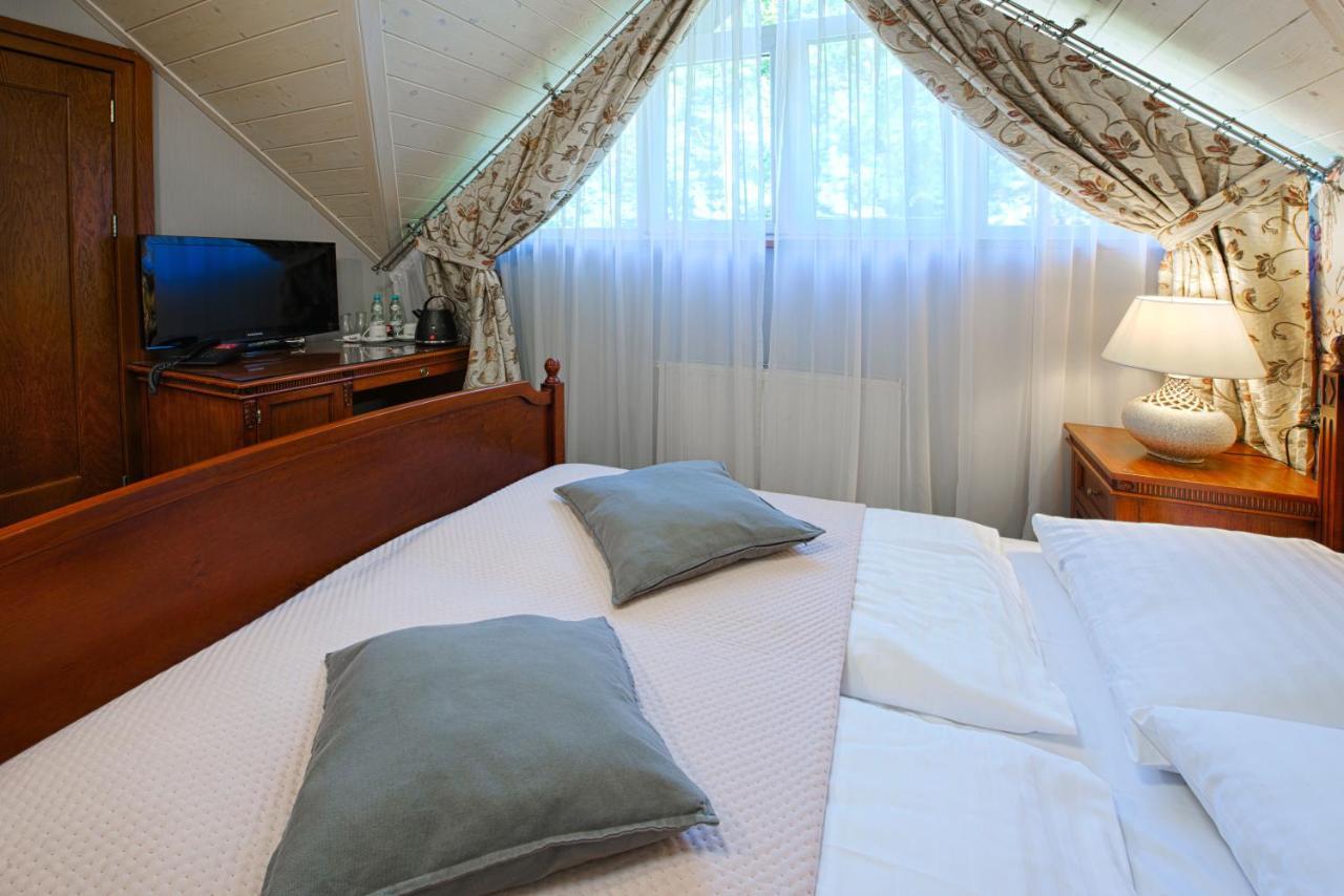 Hotel Zalesie Бохня Екстер'єр фото