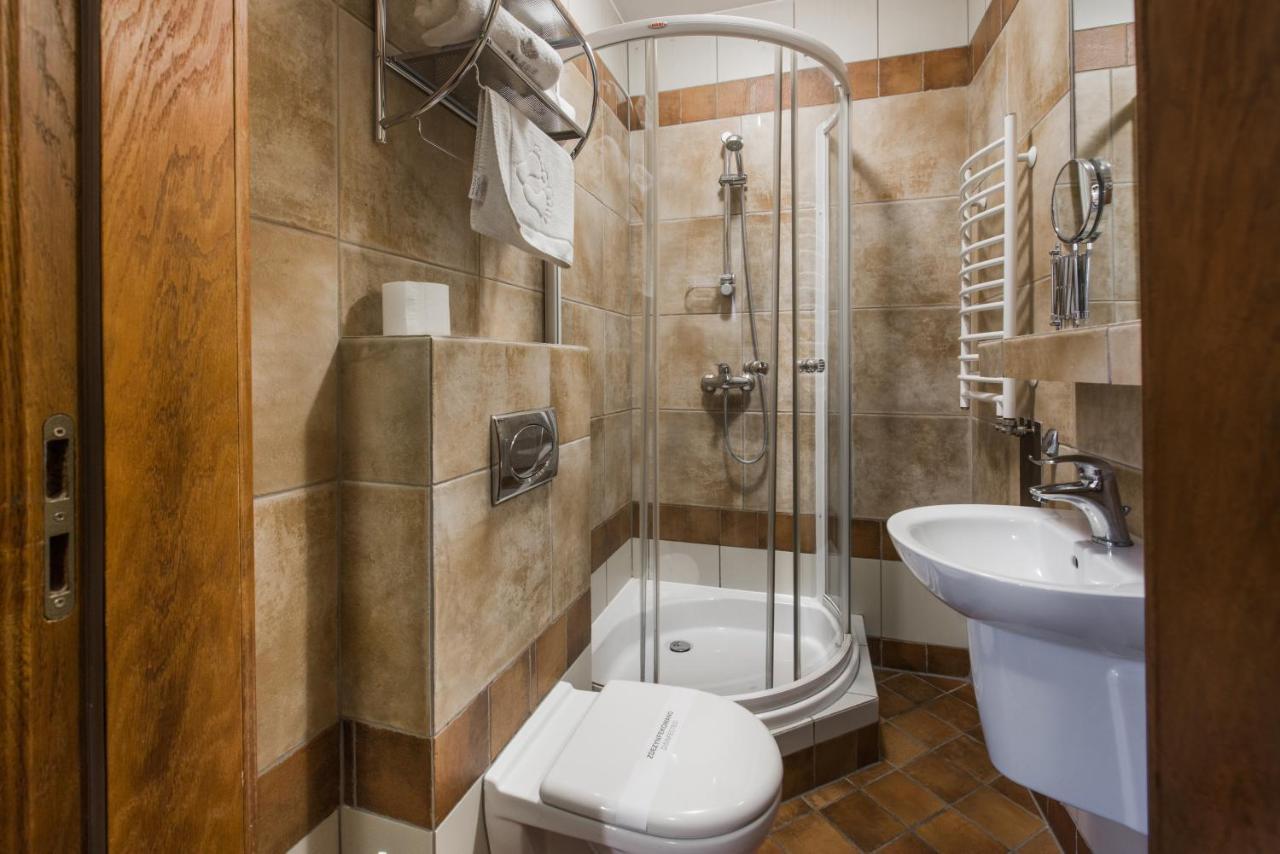 Hotel Zalesie Бохня Екстер'єр фото